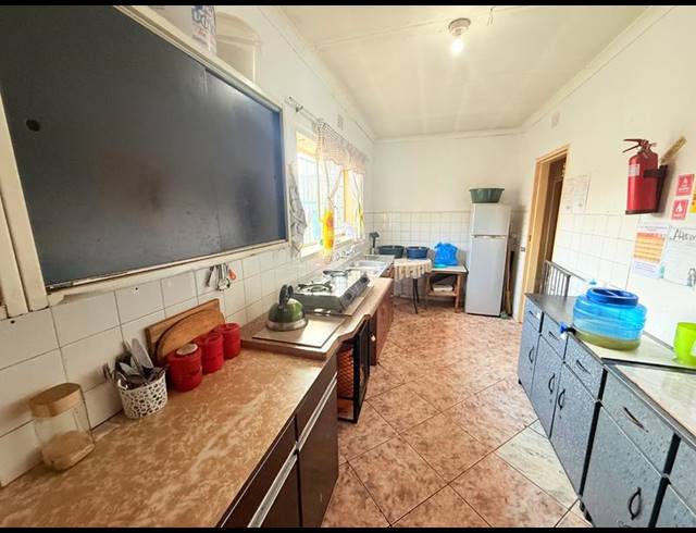 2 BEDROOM HOUSE FOR SALE IN VANDERBIJLPARK CW 6